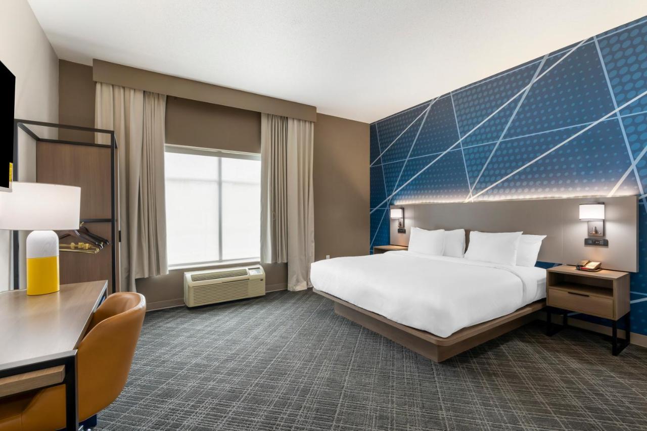 Comfort & Near Coliseum Hotel